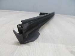VOLVO C70 06-13 PROWADNICA USZCZELKA SZYBY PRAWY TYL