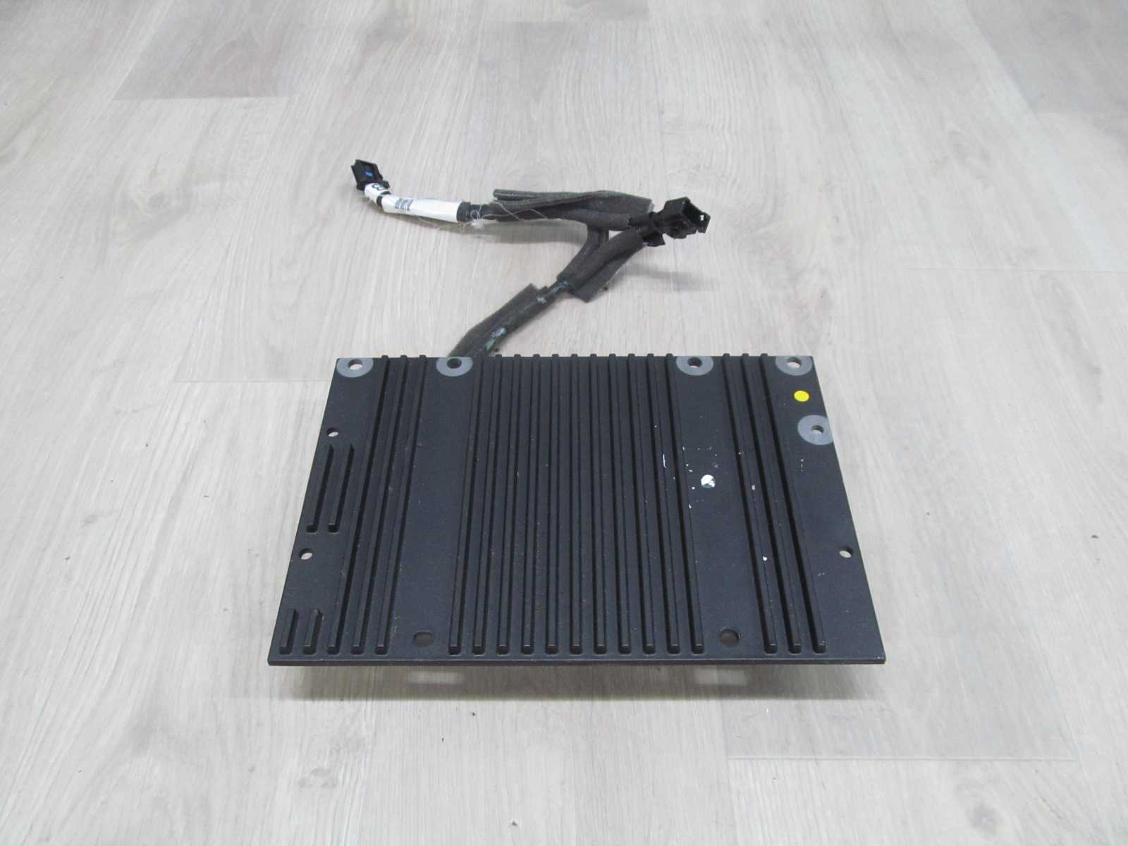 VOLVO C30 S40 V50 C70 06-13 WZMACNIACZ 30752610