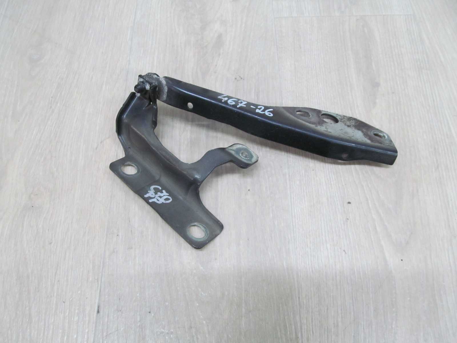 VOLVO C70 06-13 ZAWIAS MASKI PRAWY 30753598