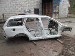 VOLVO V50 04-13 PROG SLUPEK POSZYCIE PRAWY 614-46