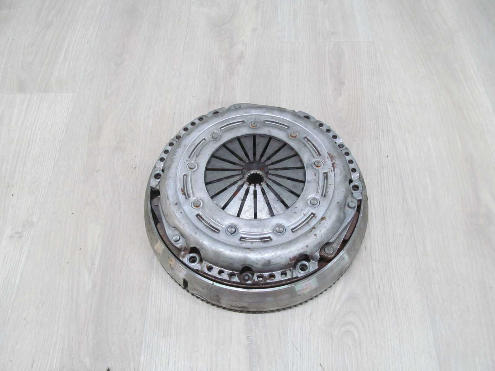 CITROEN PEUGEOT VOLVO 1.6 HDI SPRZEGLO KOLO DWUMASOWE 2294001594 3082000539