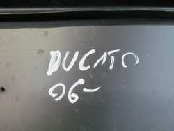 DUCATO BOXER ZDERZAK PRZOD SRODEK 1305760070 06-13
