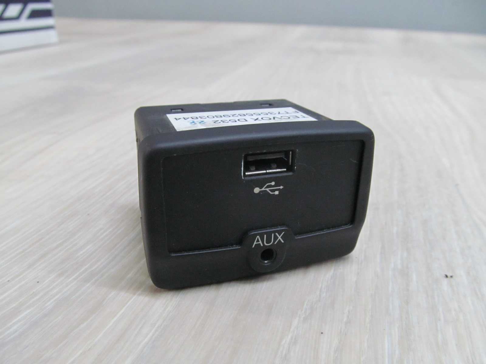 DUCATO BOXER JUMPER 06-20 GNIAZDO PORT ZLACZE USB TECVOX D532