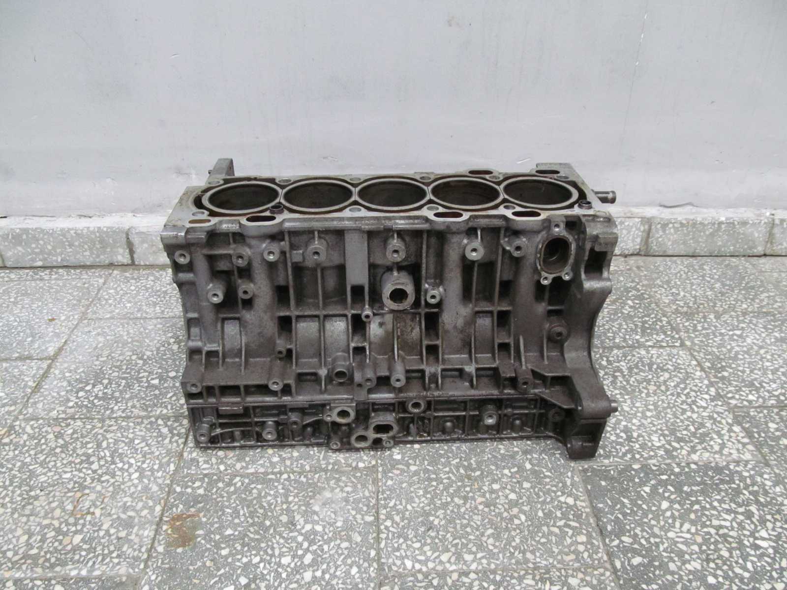 VOLVO S40 V50 C70 2.4 / 2.5 BLOK SILNIKA B5244S