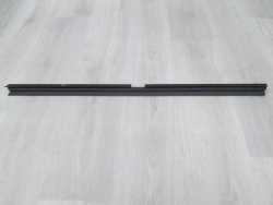 VOLVO S80 II V70 III 06-13 USZCZELKA LISTWA ZGARNIAJACA DRZWI PRZOD PRAWA