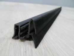 VOLVO S80 II 06-13 USZCZELKA LISTWA ZGARNIAJACA DRZWI TYL PRAWY