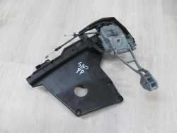 VOLVO S80 II V70 III 06-13 OSLONA MOCOWANIE ZAMKA PRZOD PRAWY 30661073