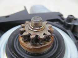 VOLVO S80 II V70 III 06-13 SILNICZEK SZYBY TYL PRAWY 970716-101