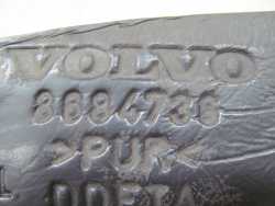VOLVO S80 II V70 III 06-13 OSLONA WYGLUSZENIE BLOTNIKA PRAWE 8684736