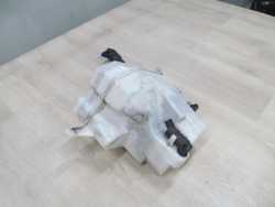 VOLVO S80 II V70 III 06-13 ZBIORNICZEK SPRYSKIWACZY POMPKA 30784233 30784234