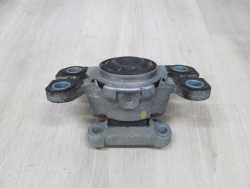 VOLVO S80 II V70 III 06-13 2.4 D5 LAPA PODUSZKA SILNIKA8G9N-7M121-AA-00
