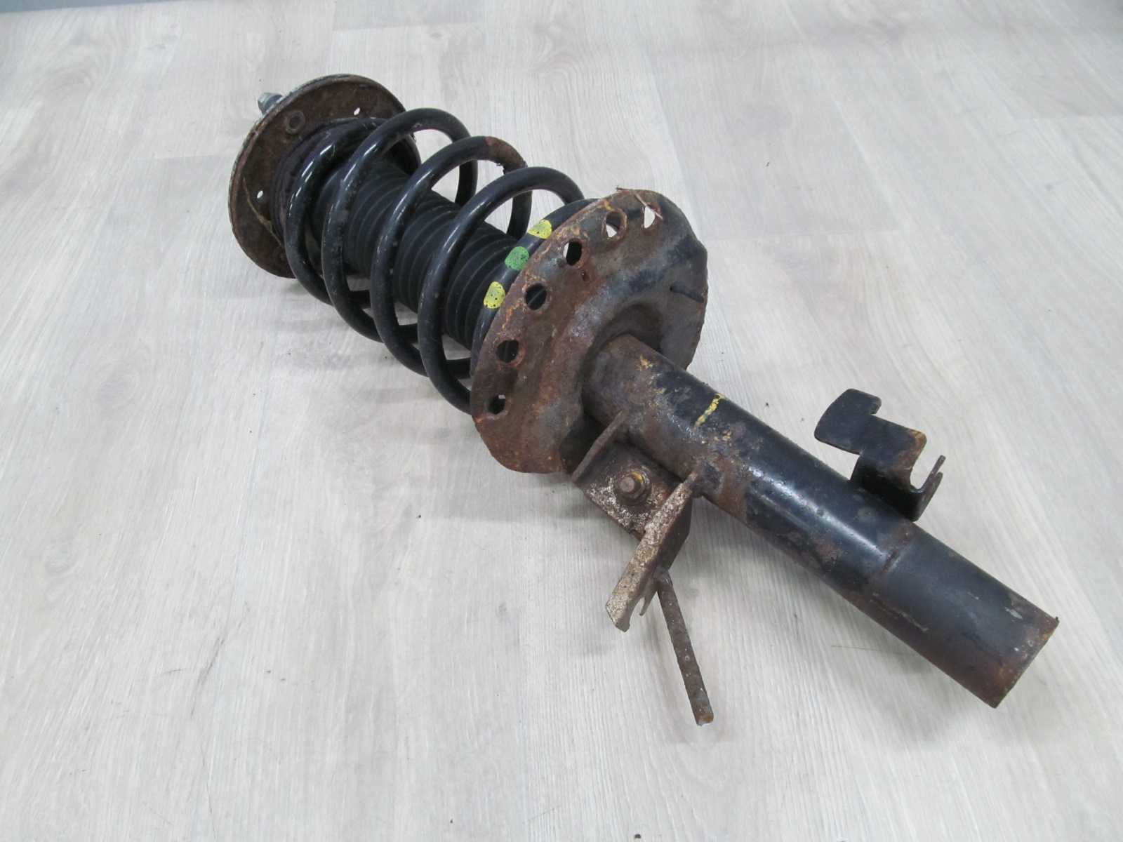 VOLVO S80 II V70 III 06-13 2.4 D5 AMORTYZATOR PRZOD PRAWY 31262171 6G91-18045-NEB