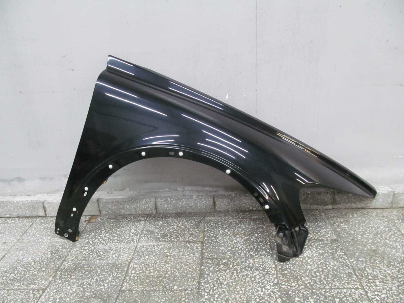 VOLVO C30 06-10 BLOTNIK PRZOD PRAWY 452-46