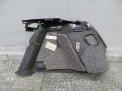 VOLVO C30 TAPICERKA BOCZEK BAGAZNIKA TYL LEWY 36151063 06-13