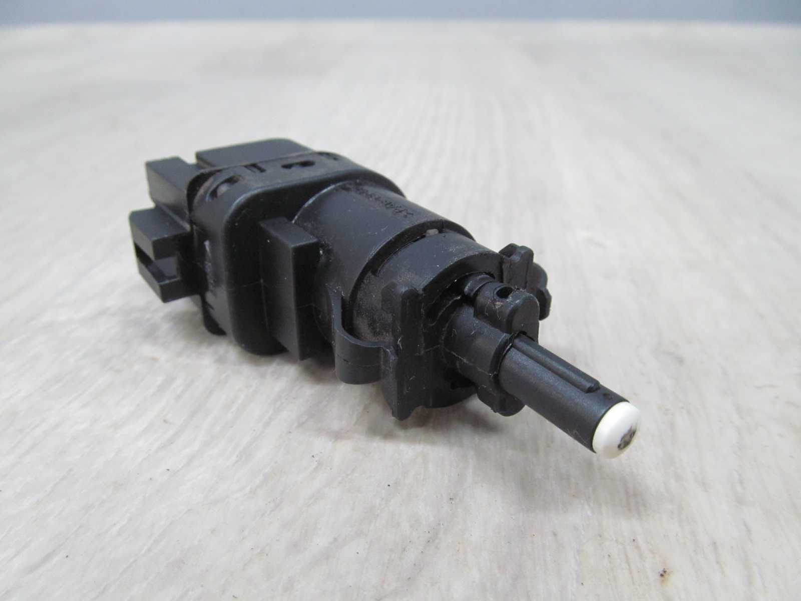 VOLVO S80 II V70 III 06-13 CZUJNIK WLACZNIK STOP 3M5T-13480-AC