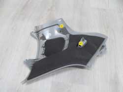 VOLVO C30 POSZYCIE OSLONA SLUPKA TYL LEWA 06-13