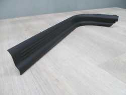 VOLVO C30 LISTWA PROGOWA OSLONA PROGU PRZOD PRAWA 8641785 06-13