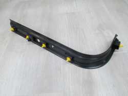 VOLVO C30 LISTWA PROGOWA OSLONA PROGU PRZOD PRAWA 8641785 06-13