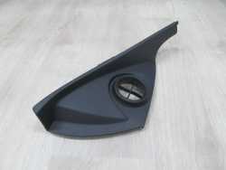 VOLVO C30 S40 V50 OSLONA ZASLEPKA DESKI KONSOLI PRAWA 30672383 04-13