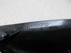 VOLVO C30 TROJKAT OSLONA ZASLEPKA LUSTERKA PRAWA 8687763 06-13