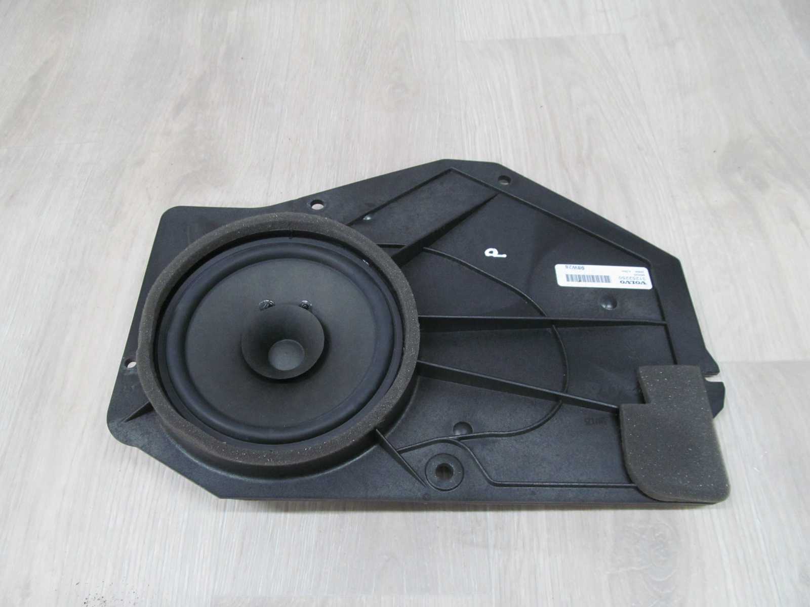 VOLVO C30 GLOSNIK TYL PRAWY 31252250 06-13