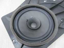 VOLVO C30 GLOSNIK TYL PRAWY 31252250 06-13