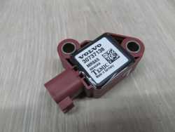VOLVO C30 S40 V50 C70 06-13 CZUJNIK UDERZENIOWY 30737138