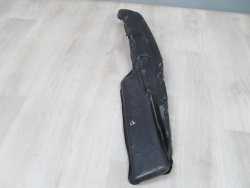 VOLVO C30 06-13 OSLONA WYGLUSZENIE PIANKA BLOTNIKA PRAWY 30715655