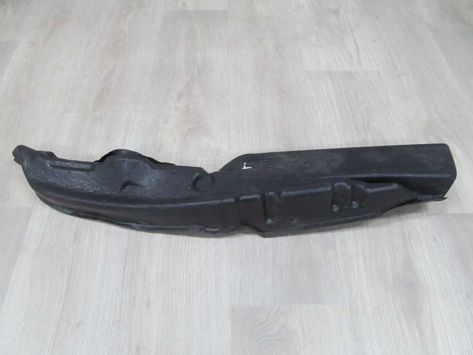 VOLVO C30 06-13 OSLONA WYGLUSZENIE PIANKA BLOTNIKA LEWY 30715654