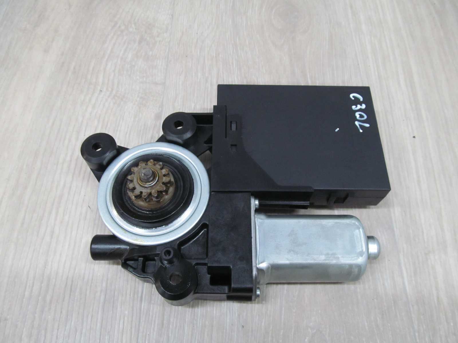 VOLVO C30 06-13 SILNIK SILNICZEK SZYBY PRAWY 31288113AA