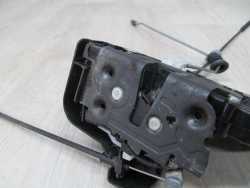 VOLVO C30 06-13 ZAMEK DRZWI LEWY 30799311