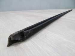 VOLVO C30 06-13 LISTWA ZGARNIAJACA USZCZELKA DRZWI PRAWA