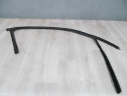 VOLVO C30 USZCZELKA SZYBY DRZWI LEWA 06-13