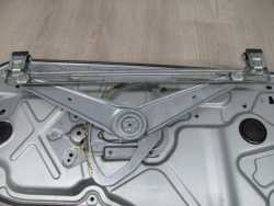 VOLVO C30 06-13 MECHANIZM PODNOSNIK SZYBY PRAWY 8679979