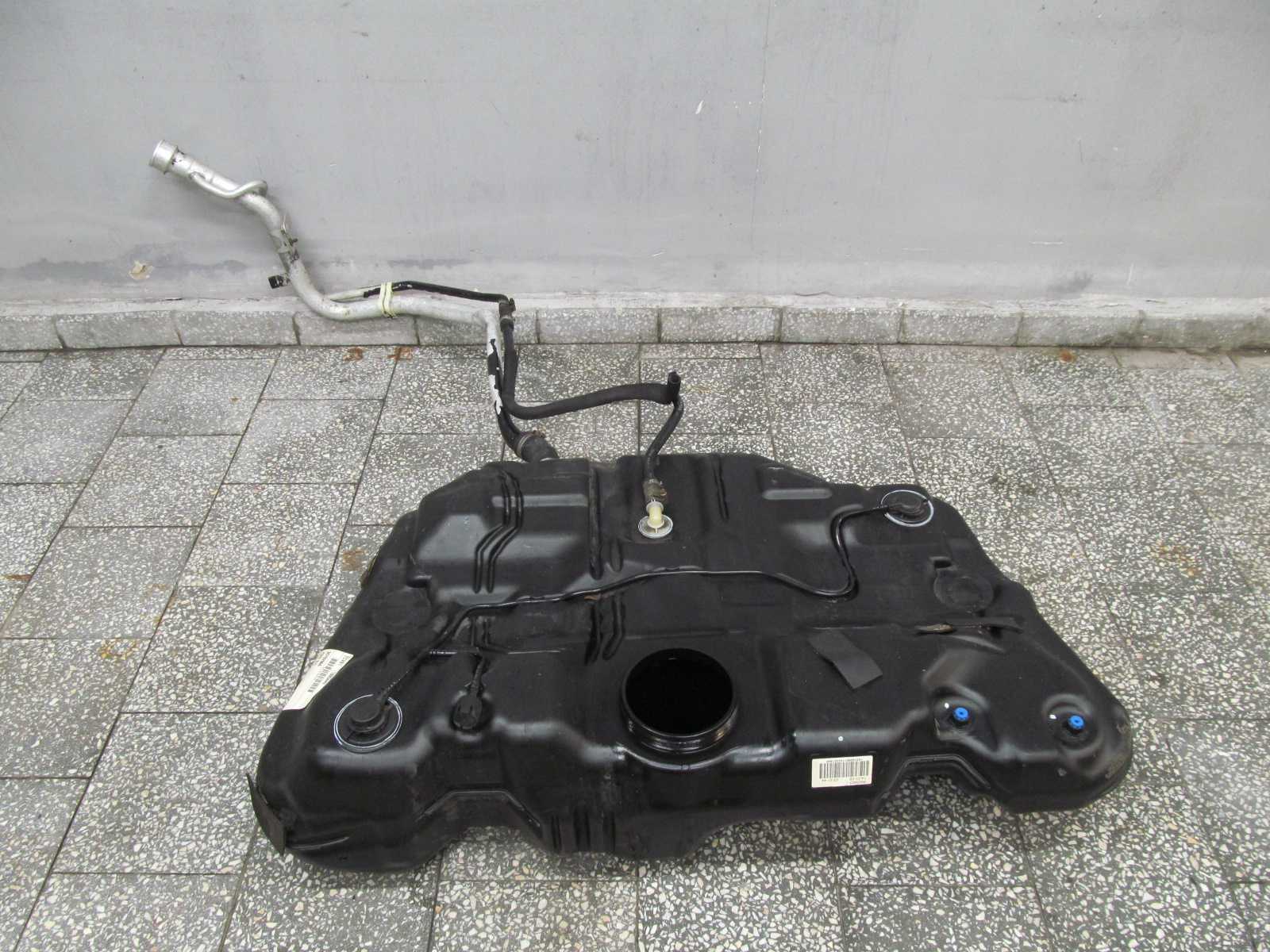 VOLVO S80 II V70 III 2.4 D5 06-13 BAK ZBIORNIK PALIWA 30792966