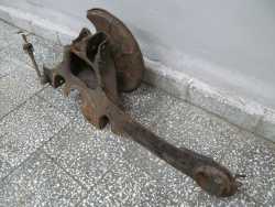 VOLVO S80 II 06-13 PIASTA ZWROTNICA WAHACZ TYL LEWY