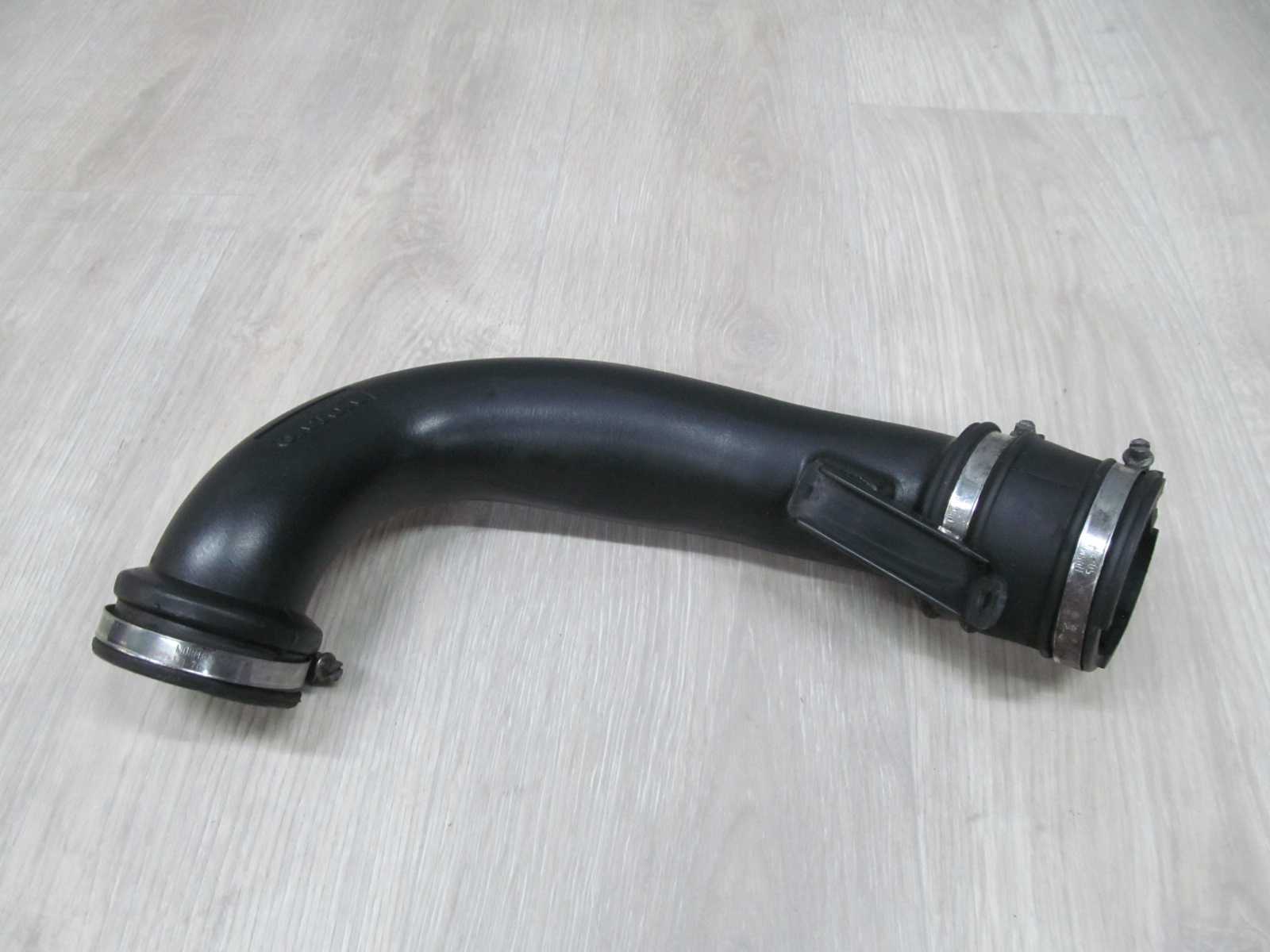 VOLVO S80 II V70 III 2.4 D5 06-13 WAZ PRZEWOD INTERCOOLERA 30741667
