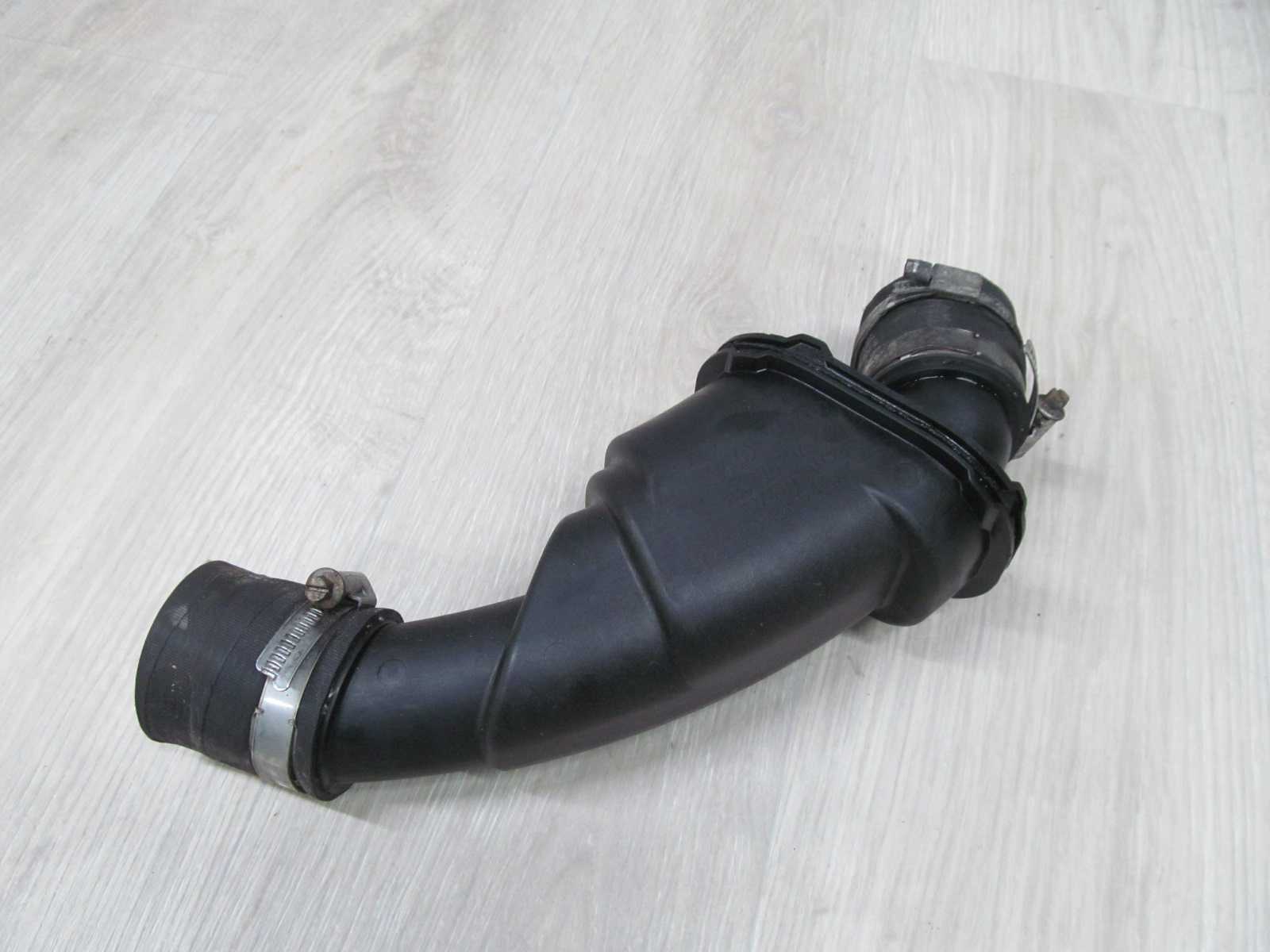 VOLVO S80 II V70 III 2.4 D5 06-13 REZONATOR PRZEWOD INTERCOOLERA 30778734