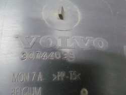 VOLVO C30 NADKOLE TYL TYLNE LEWE 30744038 06-13