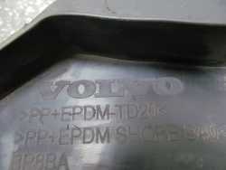 VOLVO C30 R-DESIGN PLYTA OSLONA DOLNA ZDERZAKA CHLODNIC 31214693