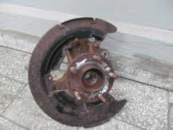 VOLVO C30 S40 V50 1.6 2.0 D 04-13 PIASTA ZWROTNICA PRZOD PRAWA 3M51-3K170