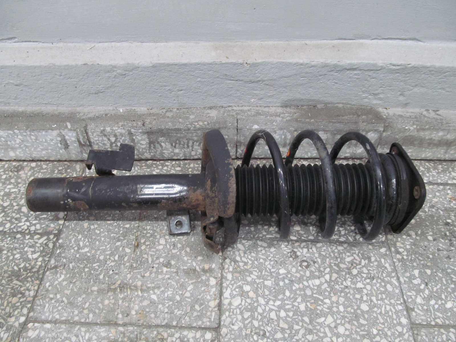 VOLVO C30 S40 V50 1.6 2.0 D AMORTYZATOR MCPERSON PRZOD LEWY 31277600 6N51-18K001-AAC
