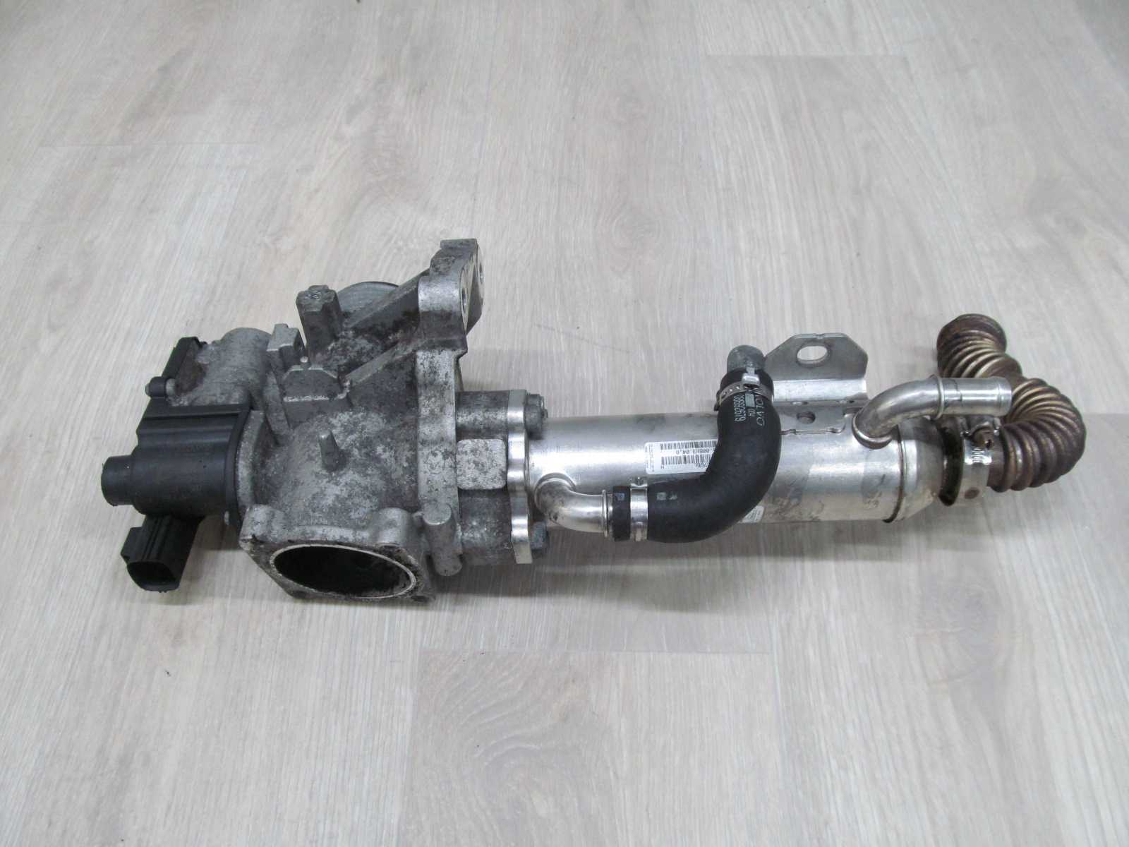 VOLVO S80 II V70 III 2.4 D5 06-13 ZAWOR EGR CHLODNICA SPALIN 31219874 70057505 880182B