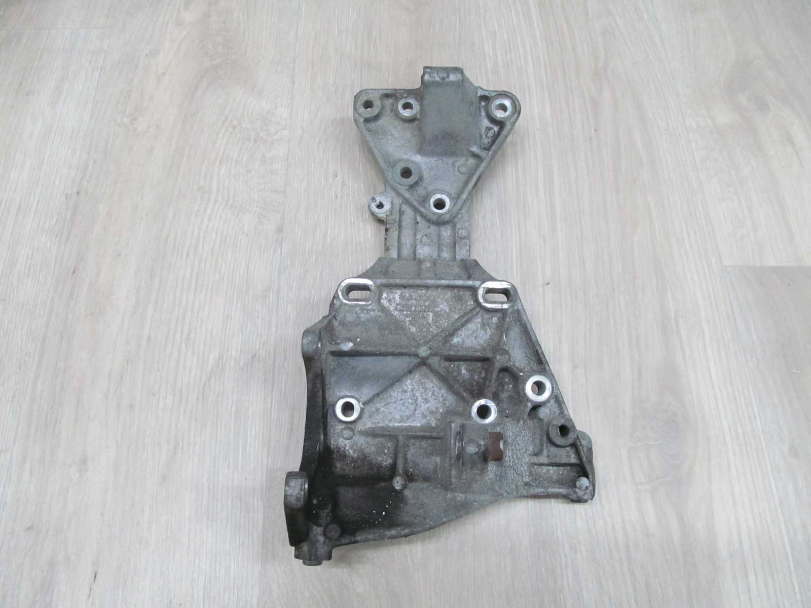 VOLVO V70 S80 XC 2.4 D5 2.5 06- LAPA MOCOWANIE ALTERNATORA POMPY 30731516