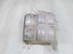 VOLVO C30 S40 V50 C70 1.6 2.0 D ZBIORNICZEK WYROWNAWCZY 3M5H-8K218-DG