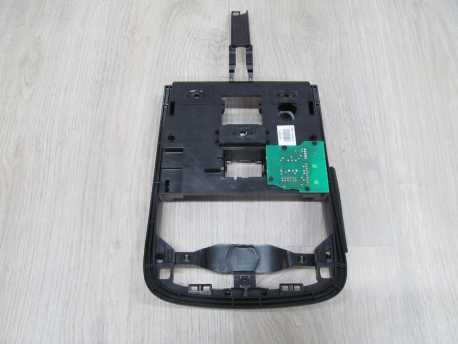 VOLVO C30 RAMKA OSLONA LAMPKI KABINY 30721050 06-13