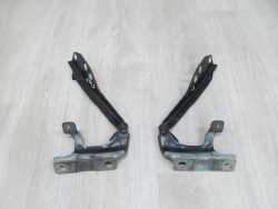 VOLVO C30 C70 S40 V50 04-13 ZAWIAS MASKI SILNIKA PRAWY 452-46 30753598