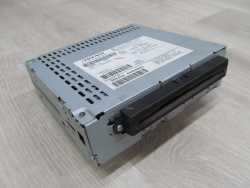 VOLVO C30 S40 V50 04-14 RADIO CD CZYTNIK 30679804-1 30679804