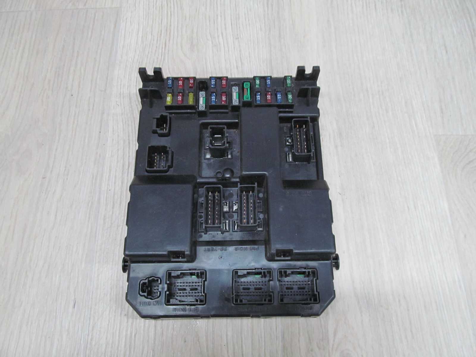 PEUGEOT CITROEN SKRZYNKA MODUL BSI J02 9651196780 9651197480