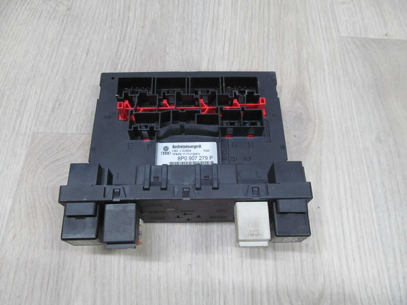 AUDI VW SEAT MODUL SKRZYNKA BORDNETZ 8P0907279P
